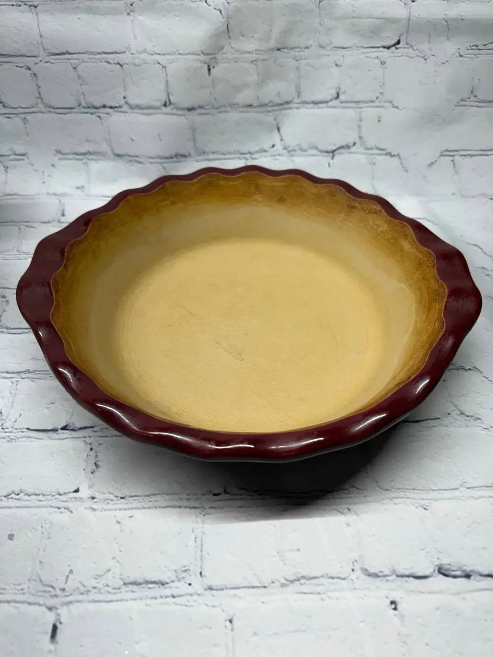 The Pampered Chef Family Heritage Deep Dish Pie Plate Cranberry Scalloped Edge
